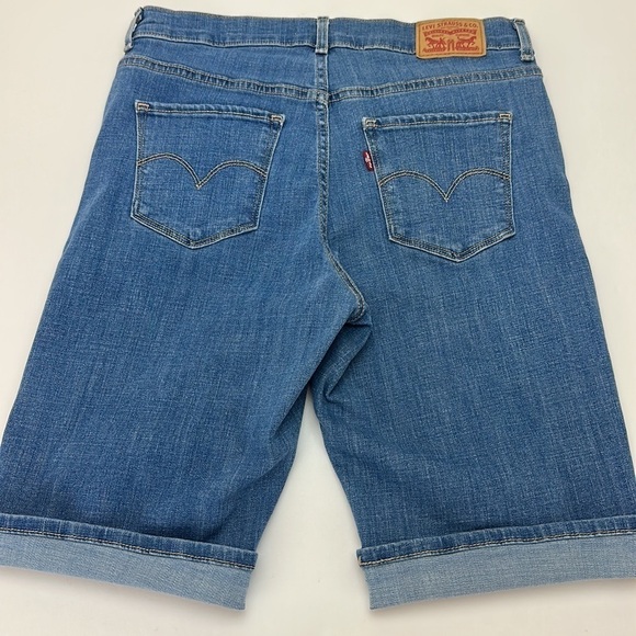 Levi’s Classic Bermuda Cuffed Shorts 28 Stretch Denim Mid Rise - Picture 2 of 12